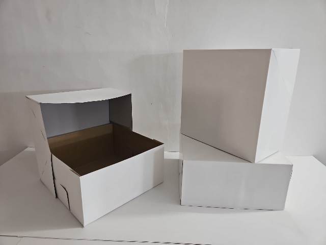 Cake Box Photo #3